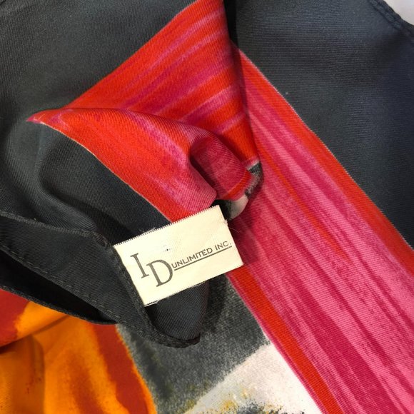 I D Unlimited Bright Fuchsia Pink Red Orange Black Square Scarf Made In Italy - Picture 12 of 12